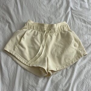 lululemon inner glow high rise shorts sundance 3”